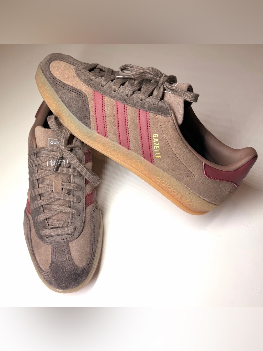 adidas Originals Men’s Gazelle "Earth Strata/Shadow Red/Dark Brown Size- 9.5